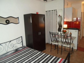 Mini-studio climatisé proche des Thermes de Balaruc-les-Bains, avec wifi et parking - FR-1-503-107